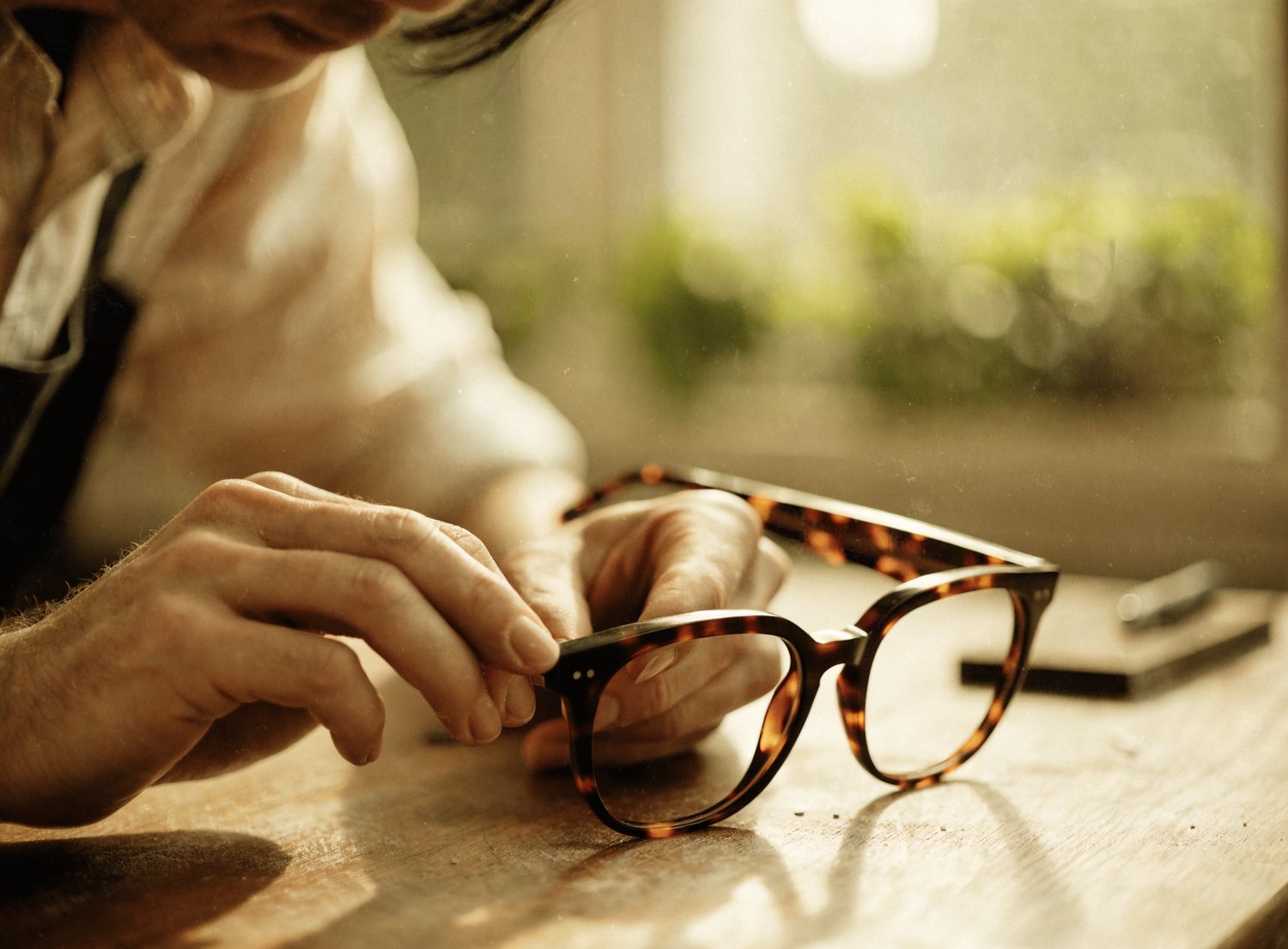 L'atelier lunettes sur mesure Pigeard — fabrication à la main